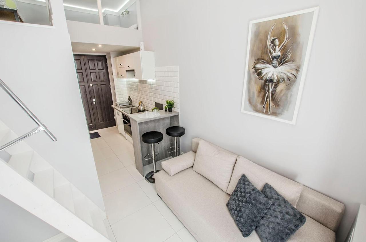 לודז' Cozy Apartment On Piramowicza מראה חיצוני תמונה
